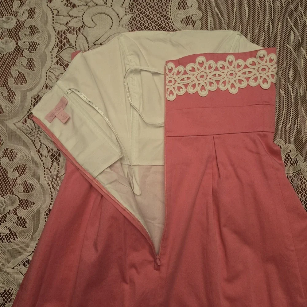 EUC Lilly Pulitzer Sz 0 Pink Betsey Dress Strapless White Lace Embroidery Pleat‎ - Picture 12 of 16